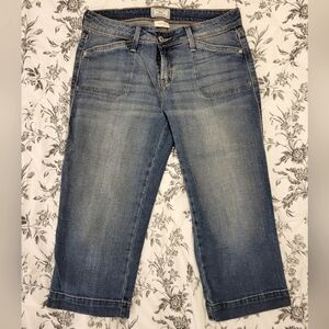 Levis 545 Capris Size 8